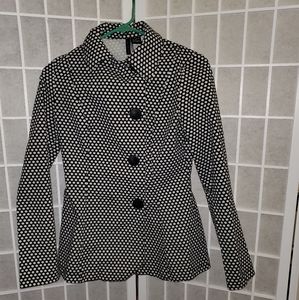 Back and white polka dot jacket z